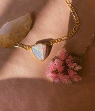 Load image into Gallery viewer, Cantera Opal Figaro Chain