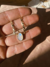 Load image into Gallery viewer, Starburst Chain - Moonstone