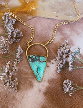 Load image into Gallery viewer, Hubei Turquoise Figaro Chain