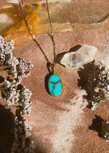 Load image into Gallery viewer, Carico Lake Turquoise with Pyrite Inclusions Box Chain