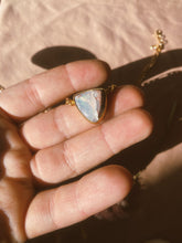 Load image into Gallery viewer, Cantera Opal Figaro Chain