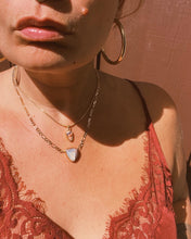 Load image into Gallery viewer, Cantera Opal Figaro Chain