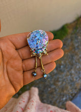 Load image into Gallery viewer, Stamped Border Abalone Bolo