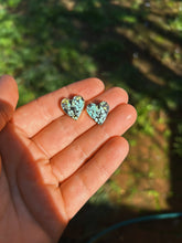 Load image into Gallery viewer, Hubei Turquoise Hearts Duo Dusters