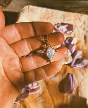 Load image into Gallery viewer, The Khala Chain - Cantera Opal