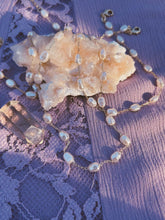 Load image into Gallery viewer, Pearl Choker