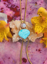 Load image into Gallery viewer, Queen Tide Bolo 001