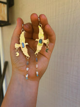 Load image into Gallery viewer, The Lunar Flight Earrings 002