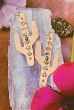 Load image into Gallery viewer, The Nightbloomer Earrings