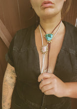 Load image into Gallery viewer, Cantera Opal Bolo #001