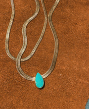 Load image into Gallery viewer, The Crystal Vision Necklace