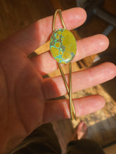 Load image into Gallery viewer, Green Hubei Turquoise Bolo
