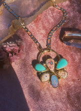 Load image into Gallery viewer, The Bloom Necklace 004
