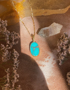 Carico Lake Turquoise with Pyrite Inclusions Box Chain