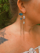 Load image into Gallery viewer, Cantera Opal + Faceted Moonstone Duster Drop

