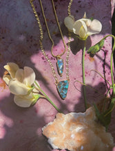 Load image into Gallery viewer, Boulder Opal Necklace 001
