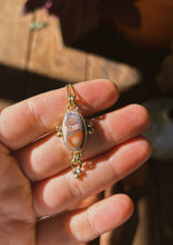 Load image into Gallery viewer, Cantera Opal Dottie Necklace 001
