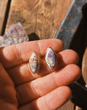 Load image into Gallery viewer, Cantera Opal Stud 002
