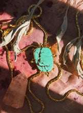 Load image into Gallery viewer, Hubei Turquoise Dottie Bolo
