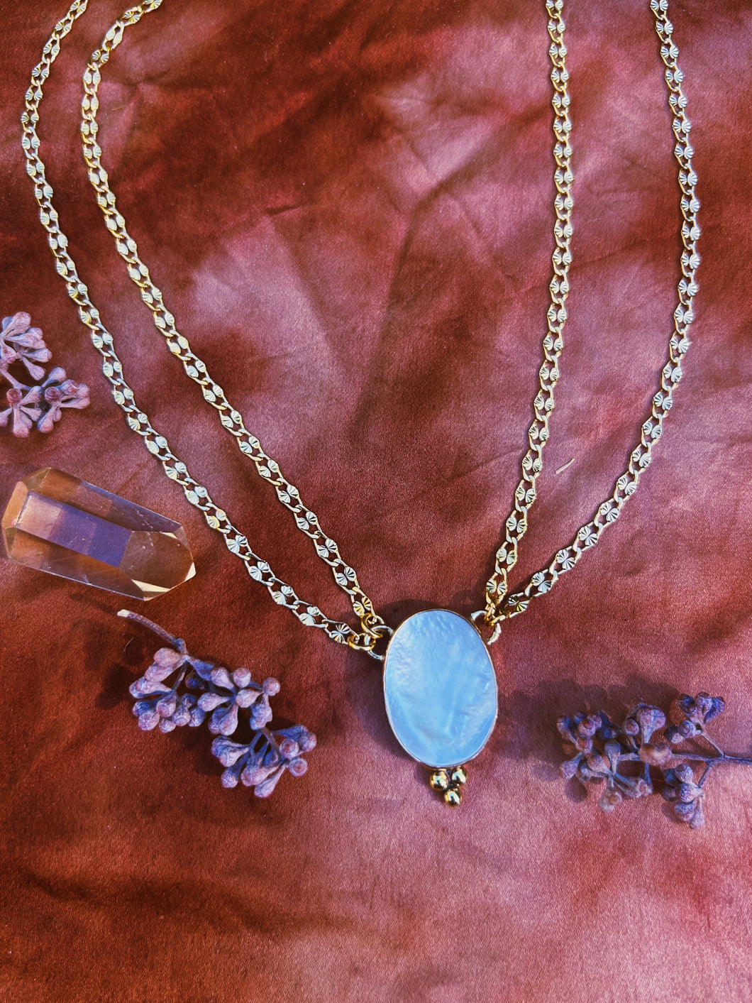 Mother of Pearl Starburst Layer Chain