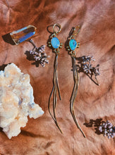 Load image into Gallery viewer, Australian Opal Althea Dusters 001
