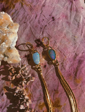 Load image into Gallery viewer, Australian Opal Althea Dusters 002
